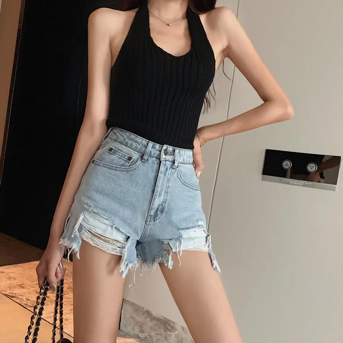 

Pricing will firm offers - show thin han edition of tall waist hole denim shorts girl sexy beautiful buttock hot pants