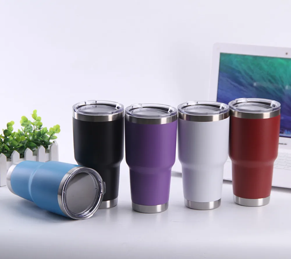 Дорожная кружка из нержавеющей стали 30 унций изолированная Автомобильная чашка