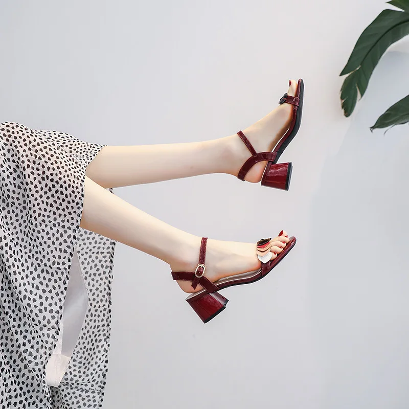 

Women's Chunky Heel Sandals with Summer High Heels 2021 New Mid Heel Chunky Heel Fairy Style All-Match Flowers Women's Shoes