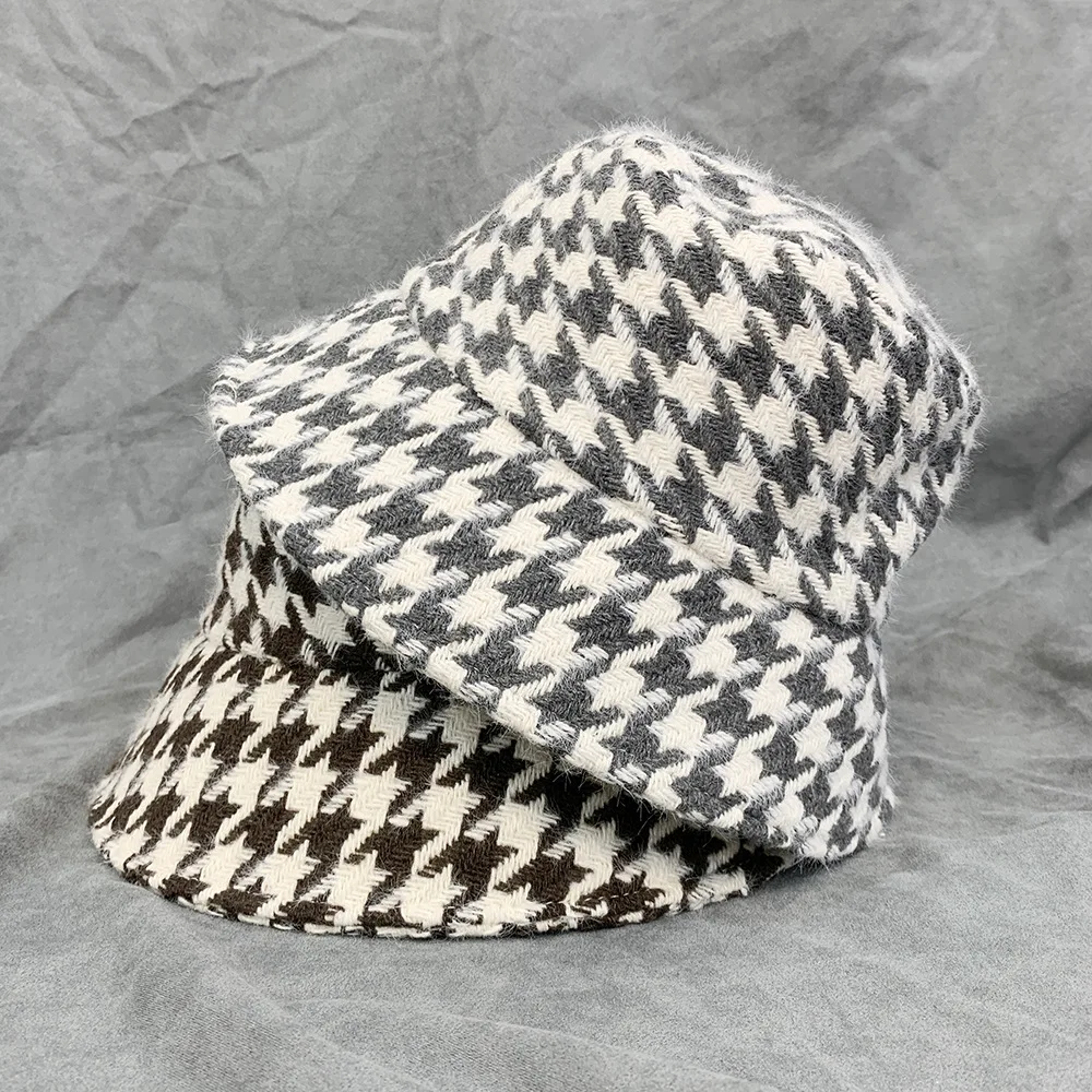 

2022 Female Fisherman Hat Popular Logo Is A Little Sweet Warm Wind Web Celebrity Rabbit Hair Plover Case Joker Basin Hat Luxury