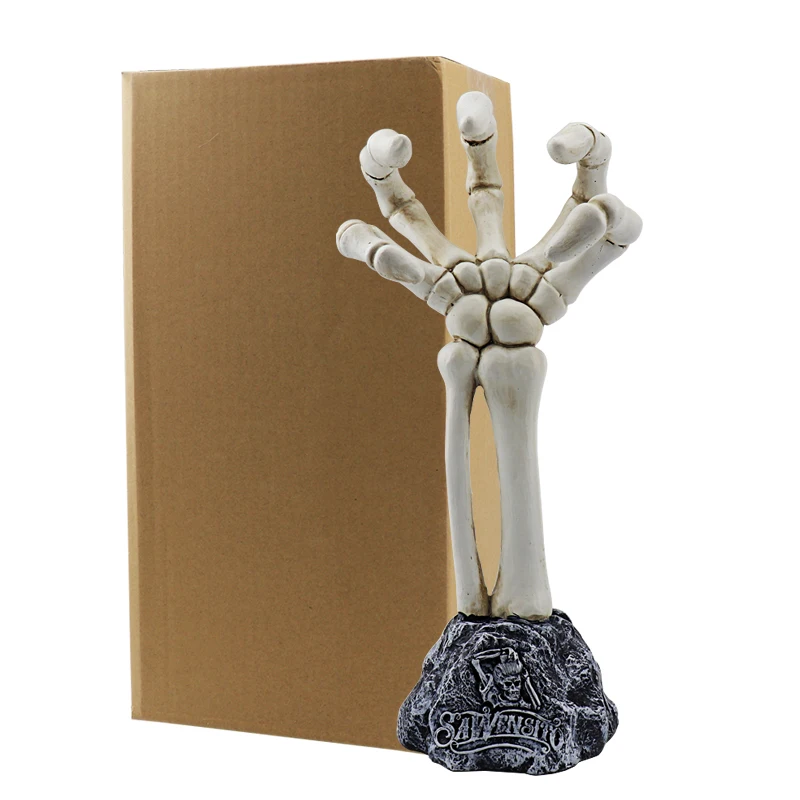 

Barbershop retro oil head shop tool storage and arrangement personalized ornaments skull head, High-end Bar decoration