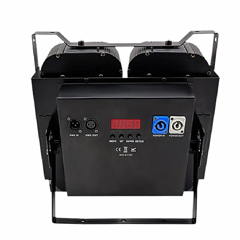 Дешево Светодиодный COB 4*100 Вт внутренний COB 4-глазсветильник свет для аудитории DMX512 светодиодный световой эффект для диджеев, пабов, дискотек, вечер...