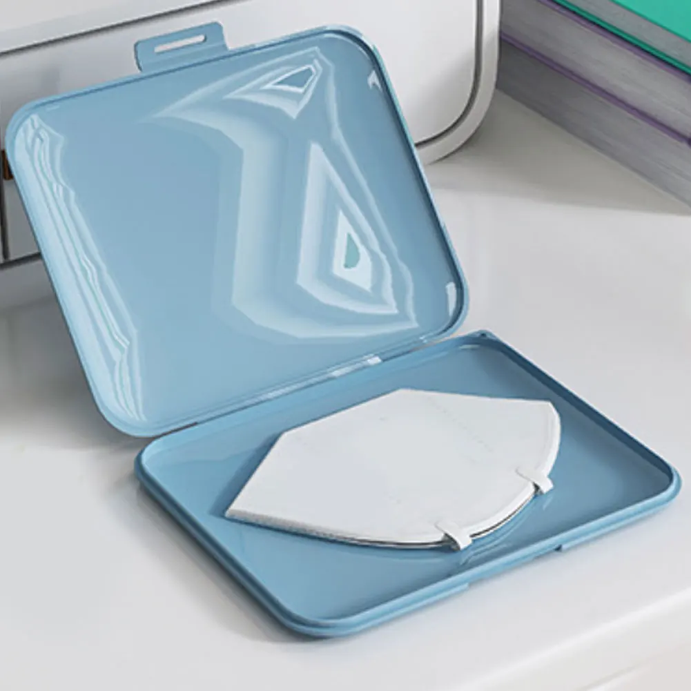 

Portable Face Mask Box Holder Portable Dustproof Moisture Proof Children Student Mask Dustproof Mask Storage Case 2021 Hot
