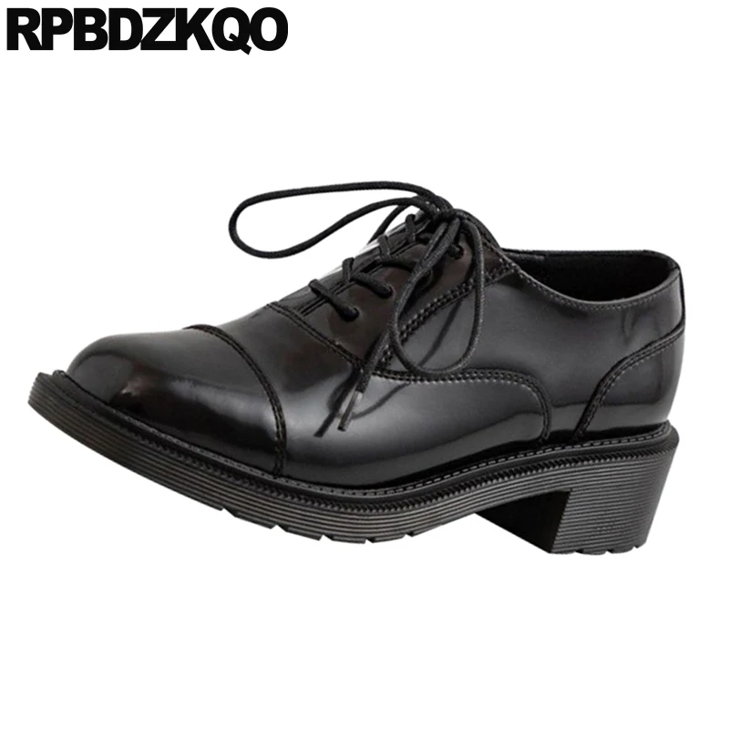 Online Sepatu Wanita Mewah 2021 Desain Bulu Hitam Berenda Modis Tebal Kulit Paten Ujung Bundar Pump Blok Baru Ukuran 4 34 Hak Sedang