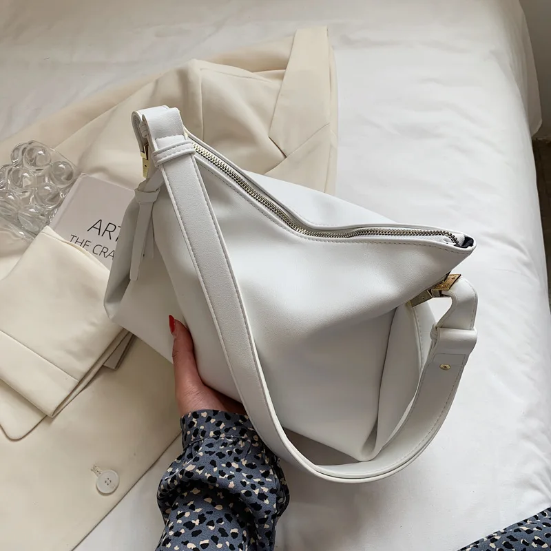 

Soft Surface Large-capacity Bag Women's Bag Summer 2021 New Trendy Fashion Underarm Bag Simple Ladies Shoulder Messenger Bag