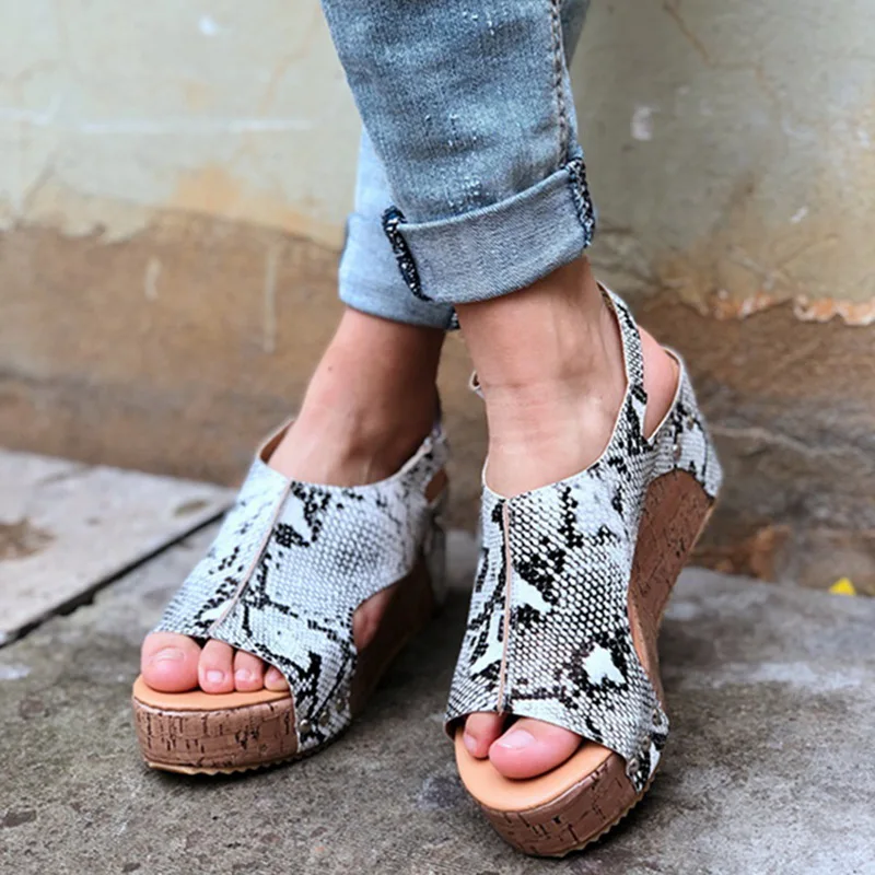 Snake Print Босоножки на платформе; женские туфли на танкетке; Sandalias Mujer; летние туфли-сабо; женские эспадрильи; женские босоножки - Цвет: Snake Print