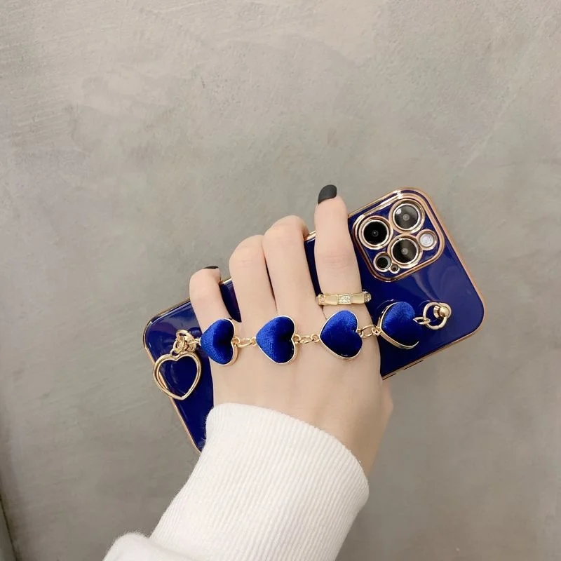 

Heart Bracelet Chain Cover for iPhone 12 Pro Max 11 Luxury Gold Plated Holder Cases for iPhone 8 Plus 7 XR XS X SE 2020 13 Pro