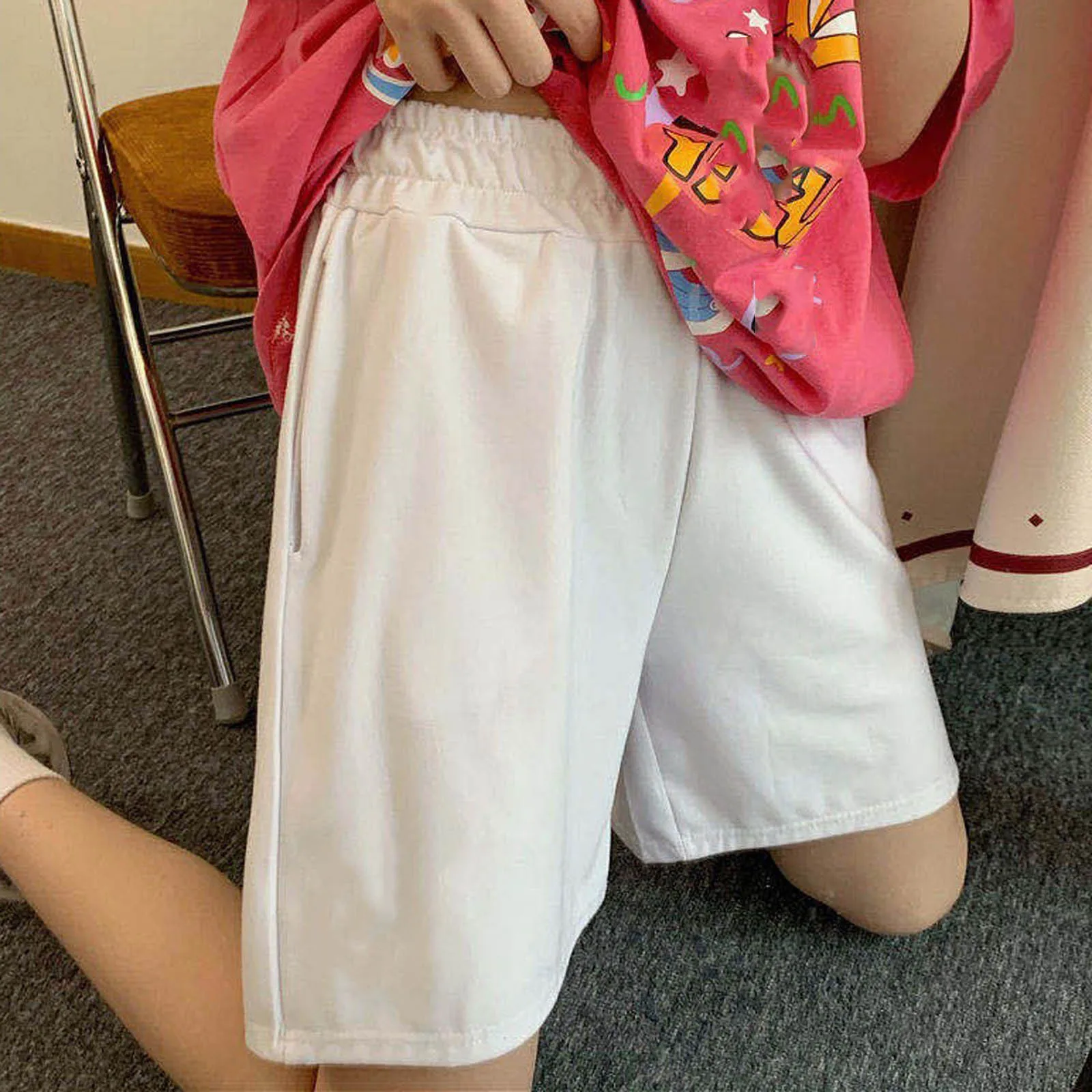 

Fashion Women's Ladies Casual Elastic Waist Loose Pockets Solid Shorts Pants Casual Fitness Shorts Summer Clothes For Women 2021