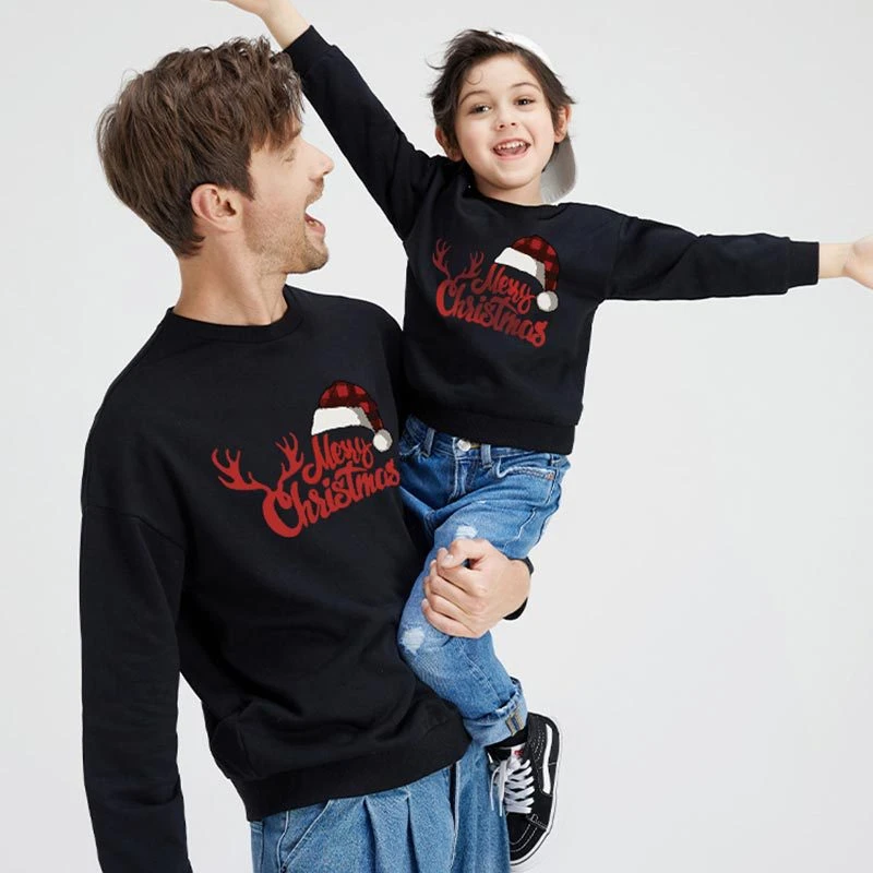 

Family Matching Outfits 2022 Autumn Winter Christmas Hat Letter Printed Sweater T Shirt Father Mother Kids Boy Girl Home Clothes