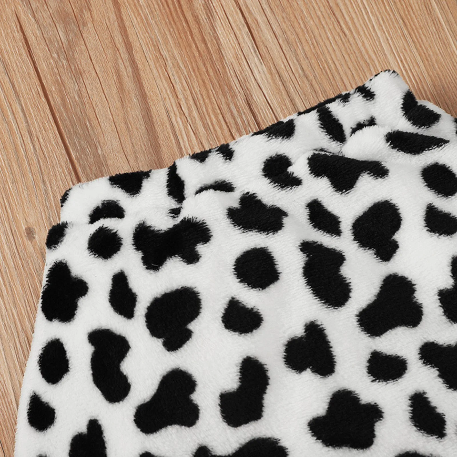 

SZYADEOU Toddler Baby Girls Set Flannel Warm Winter Tops Cow Speckle Skirt Suit Outfits For 3 Months-24 Months