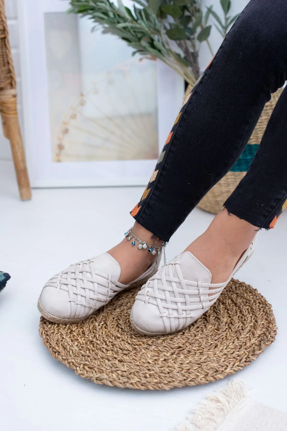 

SarEn Women Beige Suede Shoes