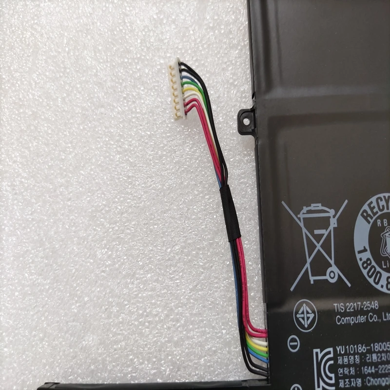 Аккумулятор для ноутбука Acer Aspire Swift 3 SF315-52 RozFaro черный 48 Втч