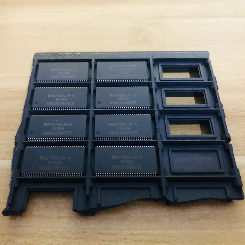 

W9812G6JH-6 W9812G6JH W9812 TSOP54 10pcs/Lot Free Shipping