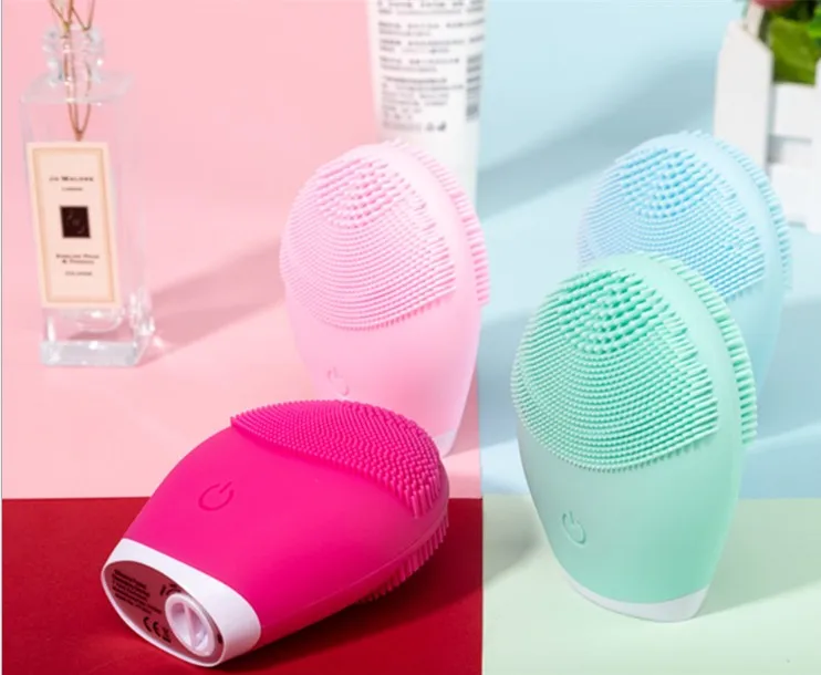 Электрическая щетка для очищения лица силиконовая ультразвуковая вибрационная