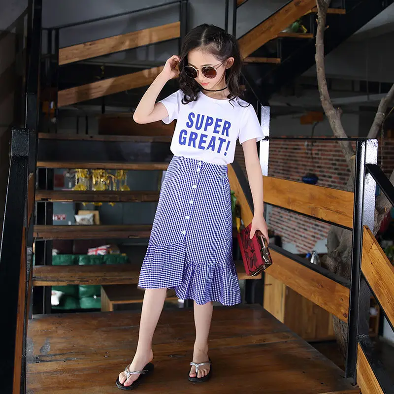 Комплект летней хлопковой одежды для девочек клетчатые юбки + футболки с принтом