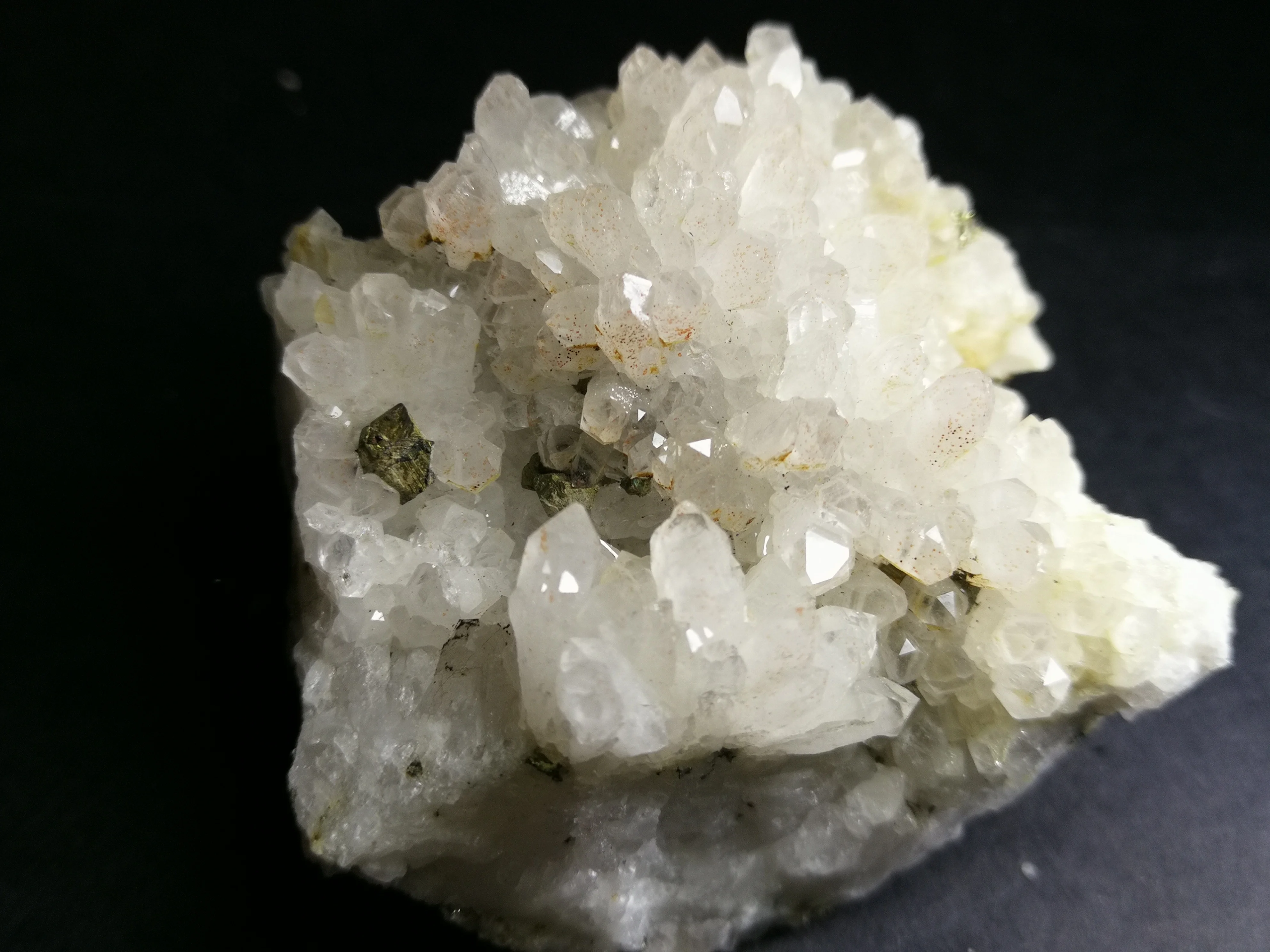 Минеральный Образец кварца gPyrite 146 3 натуральный кластер белого кристалла|Камни| |