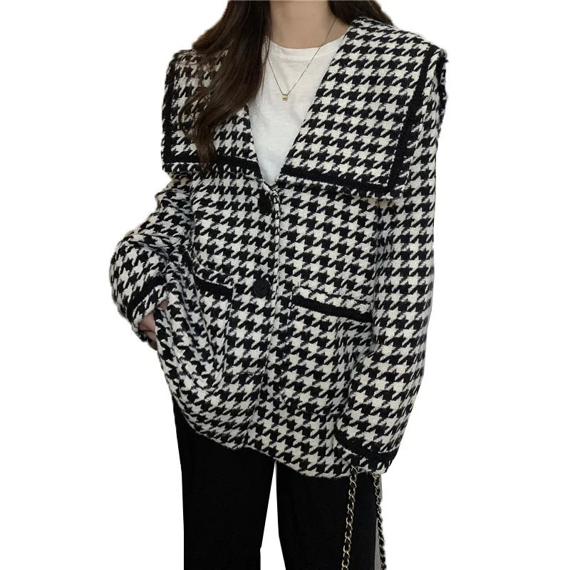 

Women's Wool Coat Tartan Jacket Autumn Winter Blended Woolen Coat Fashion Mid-Long Single-breasted Black and White Plaid Jacket