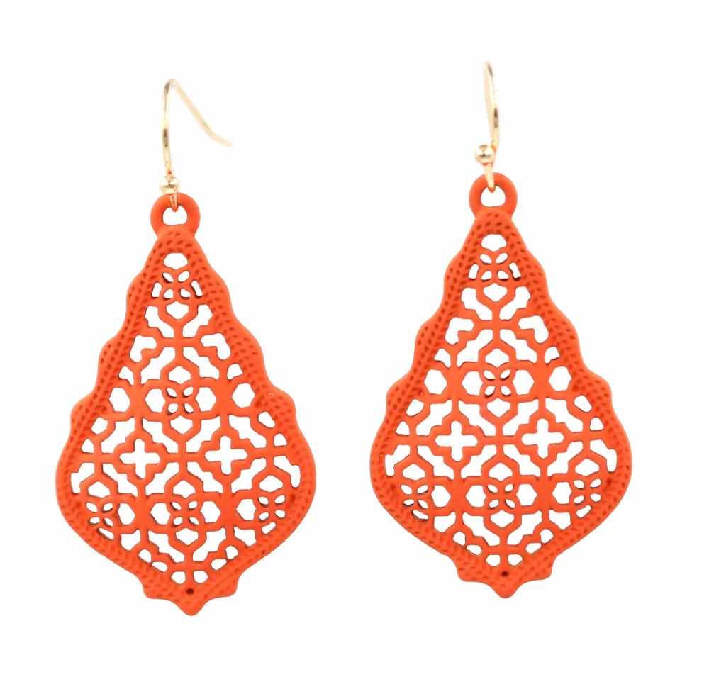 Новая мода много цветов Окрашенные 4 см маленькие каплевидные филигранные