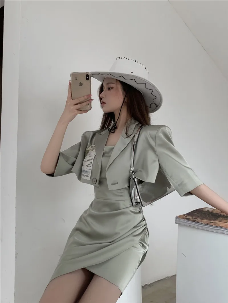 

Satin high-quality temperament suspender dress women's summer 2021 new mid-length skirt bag hip split skirt