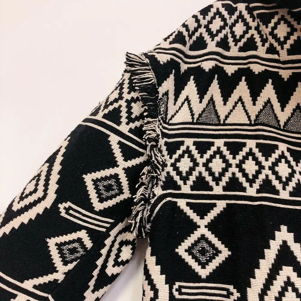 

Women's Tassel Knit Sweater Geometric Printed Loose Lace-up Sashes Single Button Fashion New Cardigans Coat