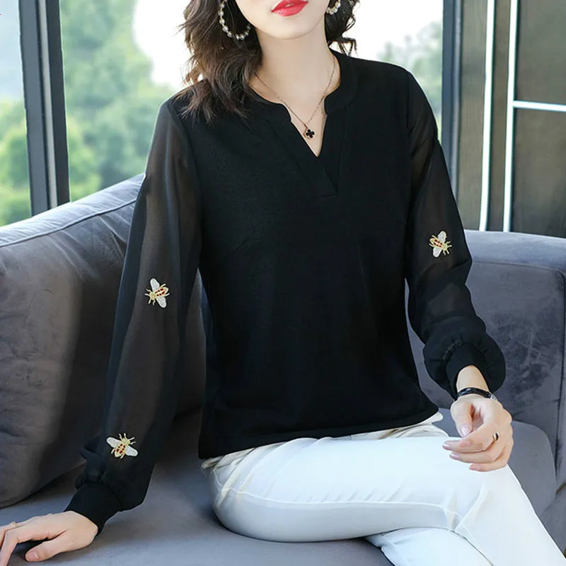 

Women Tops and Blouses Spring New V-neck Chiffon Bottoming Shirt Female Embroidered Blusas Femininas