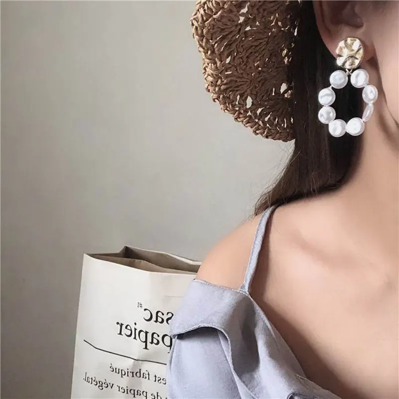 

New Fashion Stud Earrings For Women Jewelry Baroque Link Chain Earrings Geometric Gold Color Imitation Pearl Party Drop Earrings