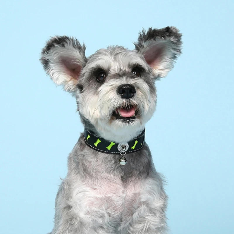 

Персонализированный ошейник для кошек и собак с колокольчиками, ошейник для домашних животных из искусственной кожи, регулируемое ожерель...