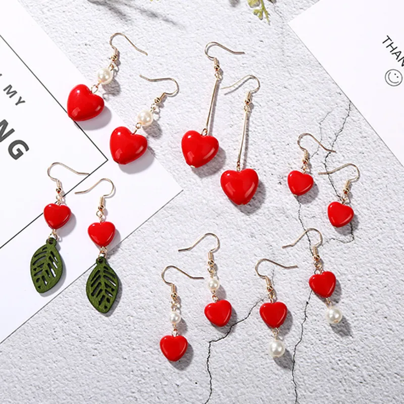 Женские серьги с жемчугом большие геометрические красным сердечком | Украшения и
