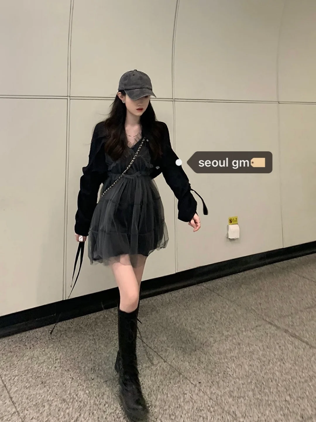 Кружевное летнее платье с V-образным вырезом | Женская одежда