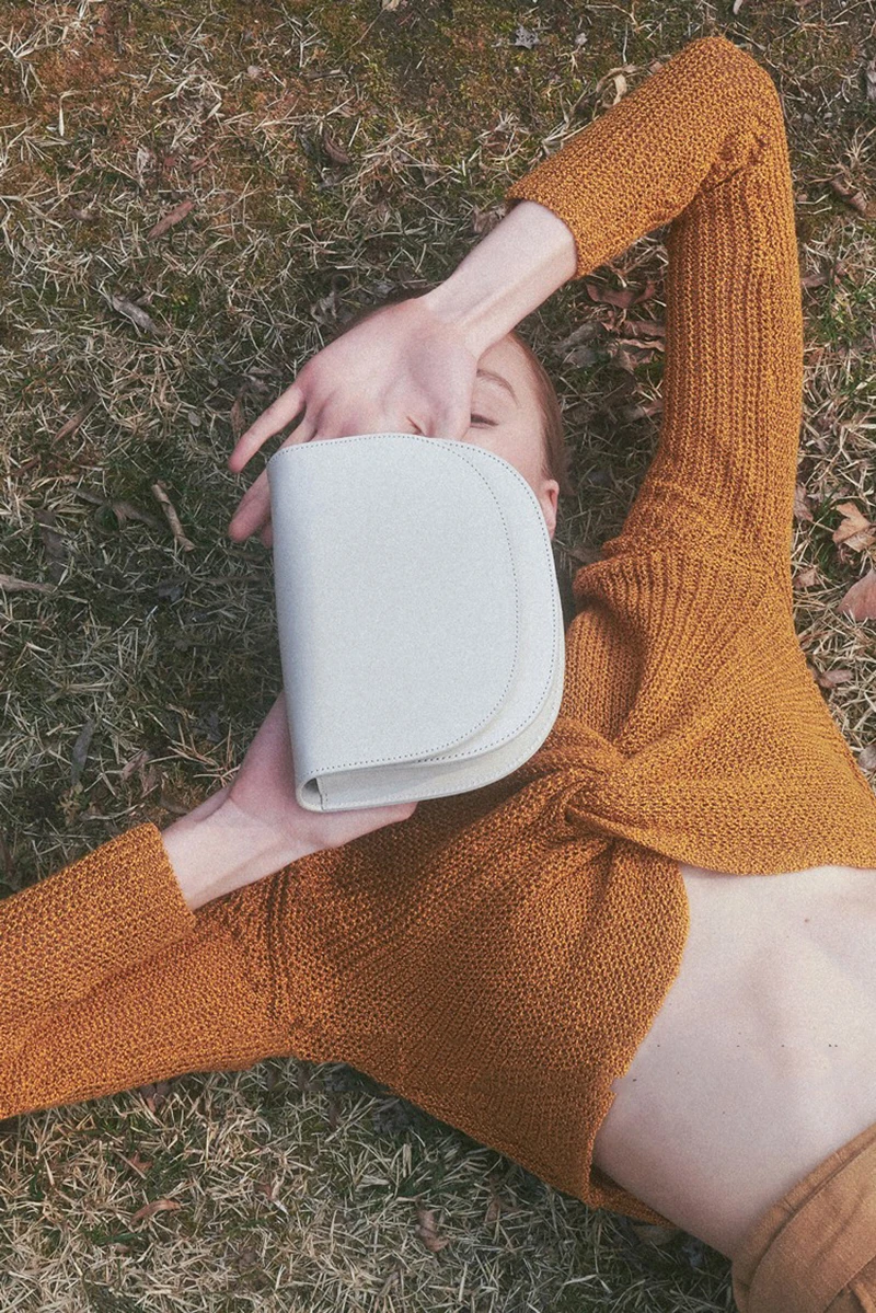 

[EAM] Women New Semicircle Mini PU Leather Flap Saddle Personality All-match Crossbody Shoulder Bag Fashion Tide 2021 18A1215