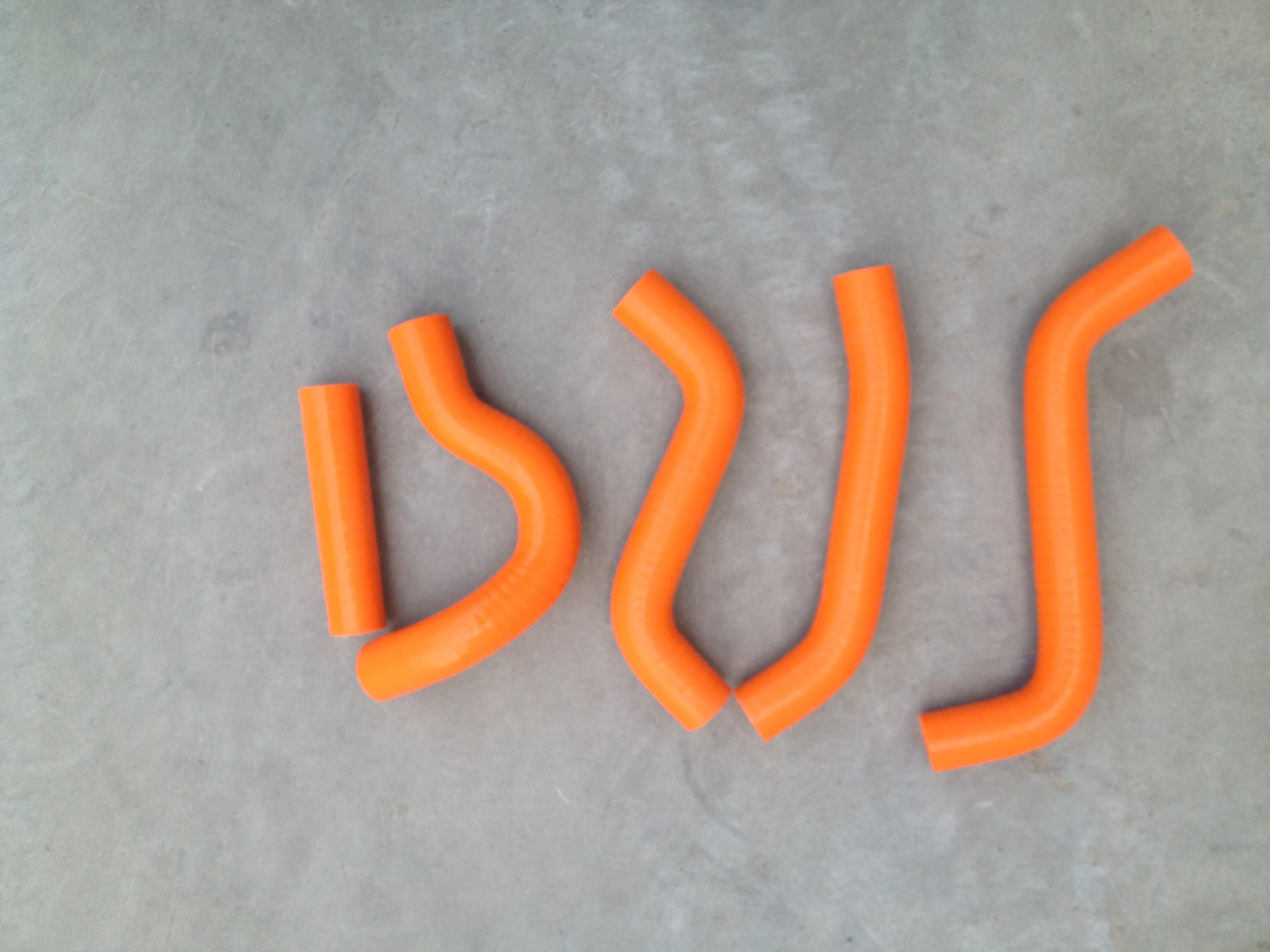 

Sliicone Radiator Hose for Suzuki RMZ450 07 2007 Orange