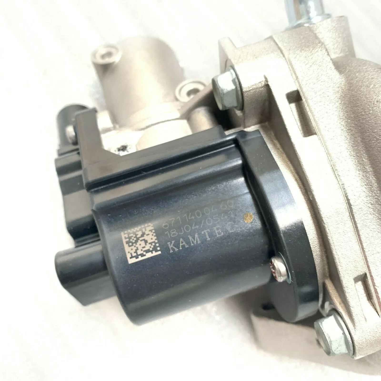 OEM EGR клапан отброшенный в циркуляционный клапан для Ssangyong Actyon Korando C D20F Rexton W D20R#6711400460 A6711400460
