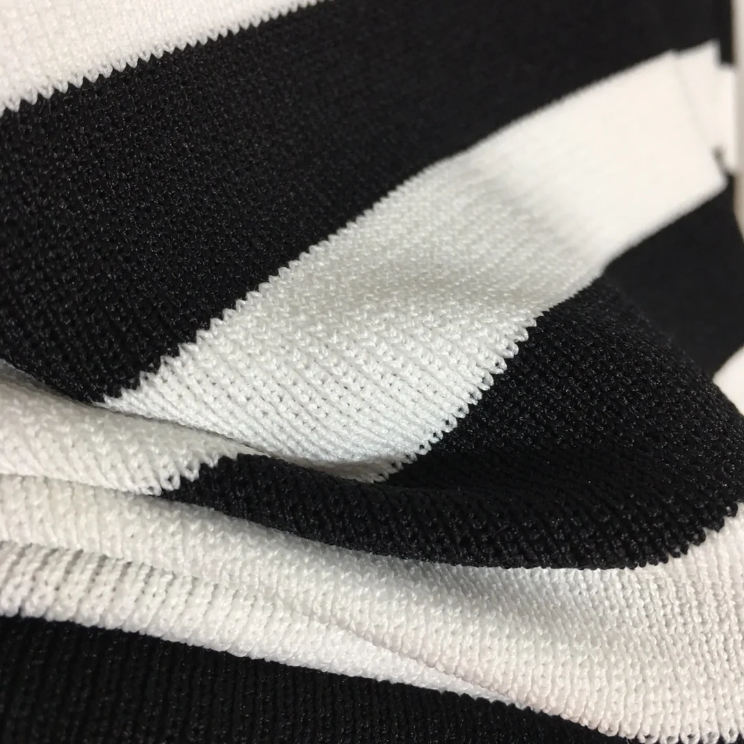 

Women top T-Shirt brand cotton Sexy embroidered camisole Tops Letter Tshirt Short Sleeve Sexy Navel Skinny crop top woman F3438