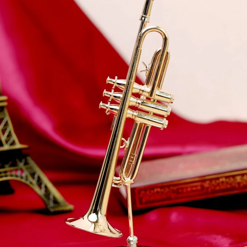 Горячая миниатюрная труба Реплика позолоченная модель музыкального инструмента