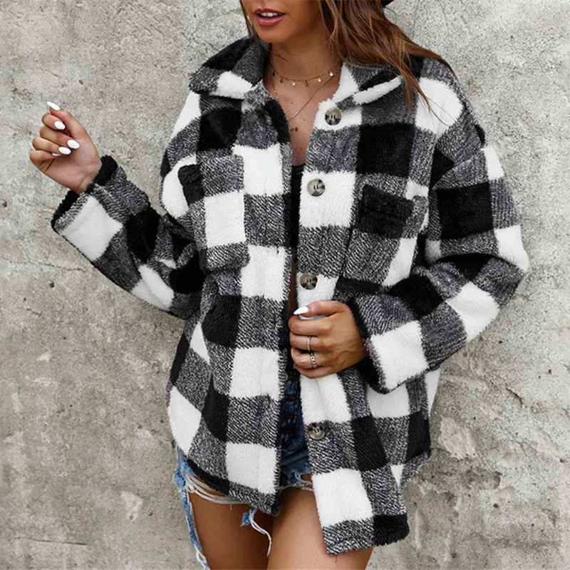

Vintage Velvet Thicken Autumn Winter Jacket Women Plaid Padded Pocket Jacket Ladies Faux Fur Plush Teddy Coat Female Overcoat