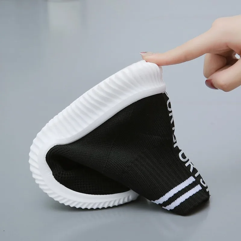 

2021 Women Sneakers Fashion Socks Shoes Casual Sneakers Summer knitted Vulcanized Shoes Women flats Trainers Tenis Feminino