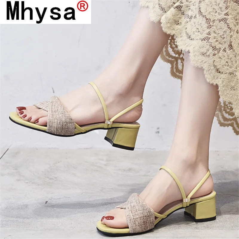 

2021 Summer Women's Slippers New Women Open Toe Casual Square Heel Slippers Comfortable Sexy Leather Outdoor Beach Women Sandals