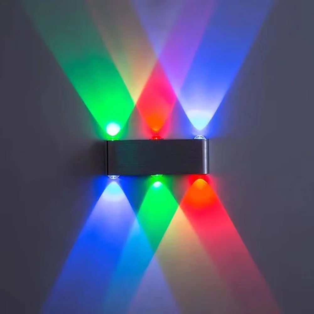 Современный светодиодный настенный светильник направленного света 6 Вт