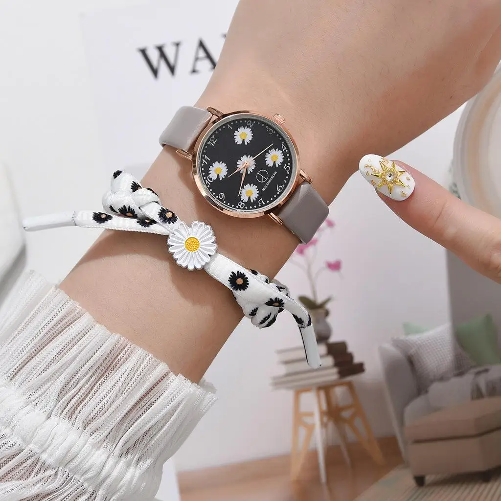 

Часы женские кварцевые в винтажном стиле, с кожаным ремешком