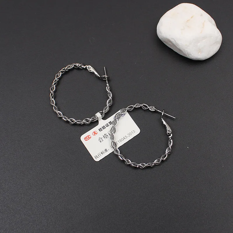 

New style earrings trend net Red Star Double Chain Earrings