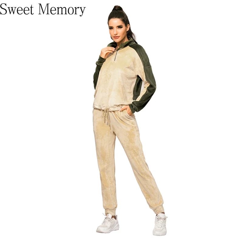 

2021 Sweet Memory Women Suit Golden Mink Fluff Casual Tracksuit 2 Pieces Set Top and Pant Sweatshirts Sport Suit