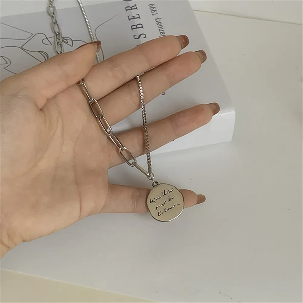 

Punk Gold Necklace Cold Fashion Korean Style Clavicle Necklace Round Pendant Women Sexy Jewelry Wholesale