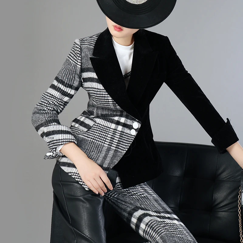 Женский бархатный костюм в стиле ретро комплект из двух предметов офисном