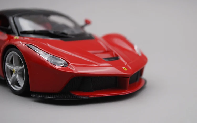 Bburago 1/24 масштаб 1:24 Ferrari Laferrari Супер гоночный спортивный автомобиль литый под