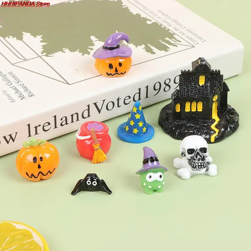 

1Set Dollhouse Halloween Pumpkin Lantern Ghost Ornaments Micro Landscape Decor Kids Play Toys Miniature Dollhouse Accessories
