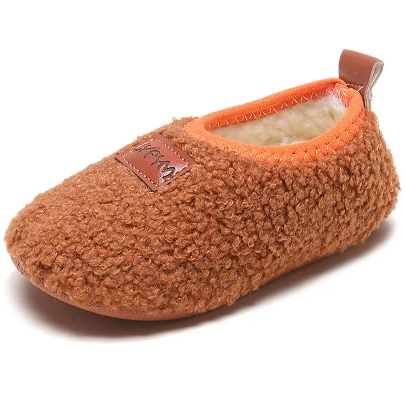 

Winter Kids Indoor Shoes Baby Soft Non-Slip Lambs Wool Warm Shoes Toddlers First Walker Boys Girls Furry Cotton Slippers CSH1237