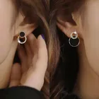 Ассиметричные черные круглые серьги для девочек, маленькие серьги в Корейском стиле, модные украшения для ушей, необычные серьги, бижутерия для женщин