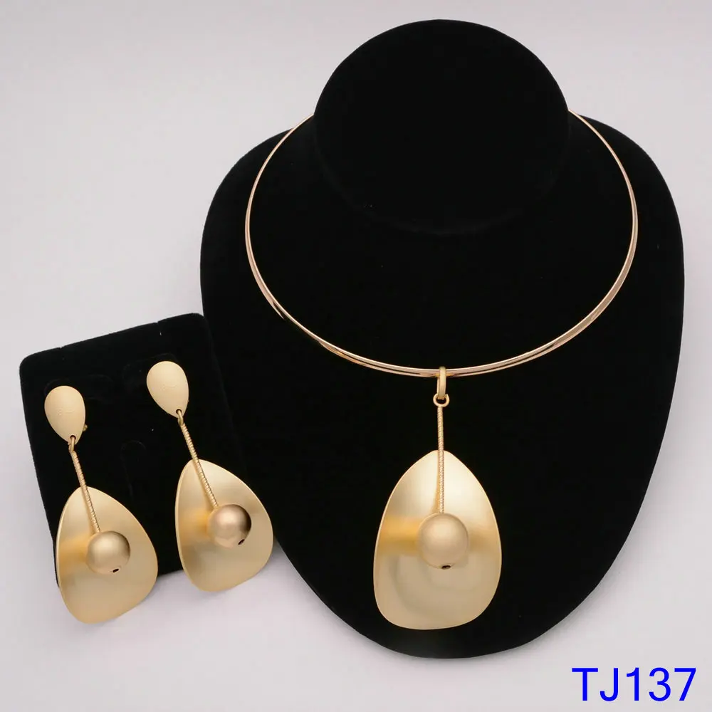 Комплект ювелирных изделий для невесты из бисера золотого цвета Дубай