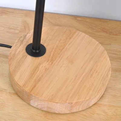 Настольная лампа в скандинавском стиле прикроватный светильник из массива