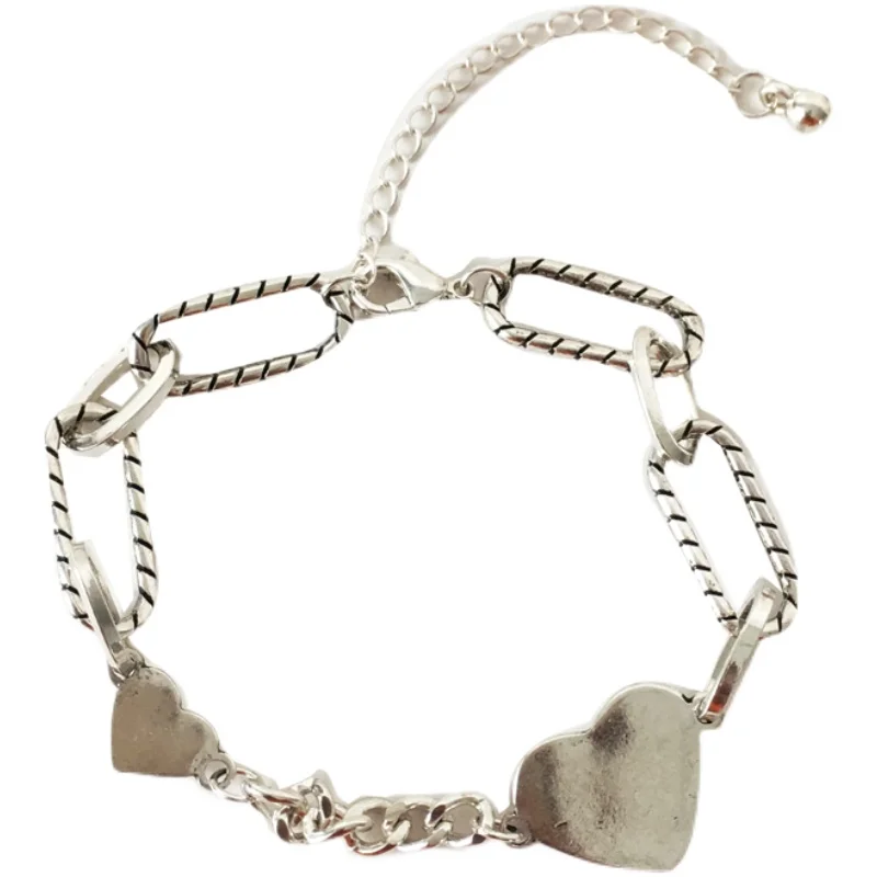 

Fashion Jewelry Wrist Bracelet 2021 New Design Metal Chain Vintage Temperament Cute Heart Charm Bracelet For Girl Lady Gifts